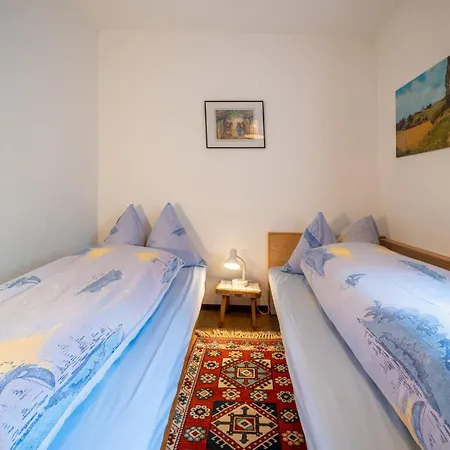 Apartment Chasa Rosa Vna