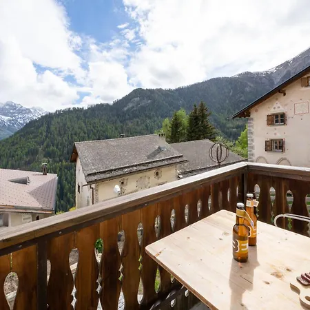 Apartment Chasa Rosa Vna