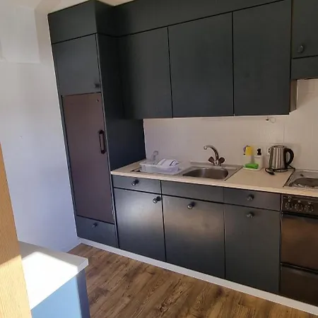 Chasa Rosa Apartment